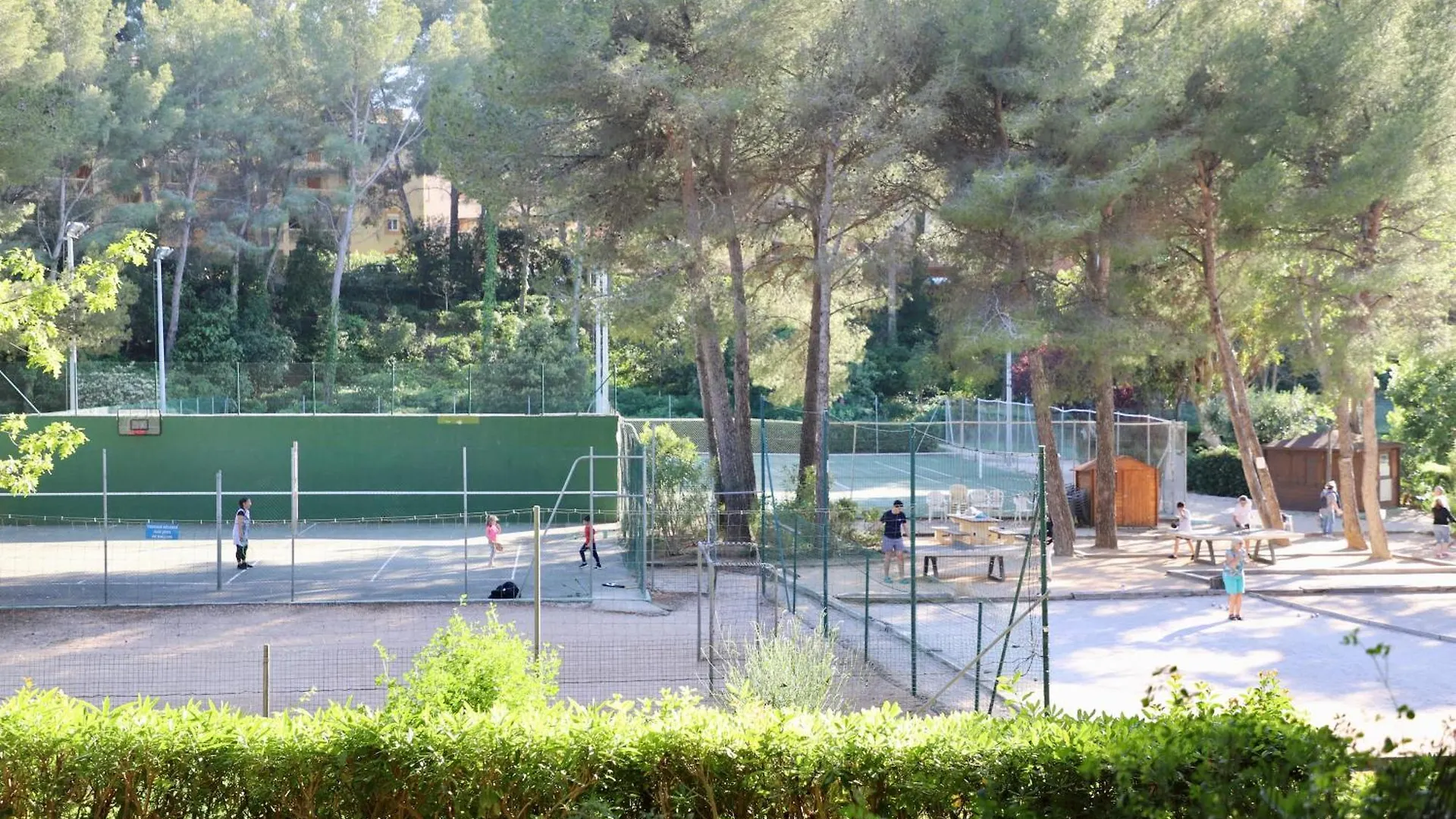 Les Jardins De La Mediterranee Six-Fours-les-Plages 0*,  France